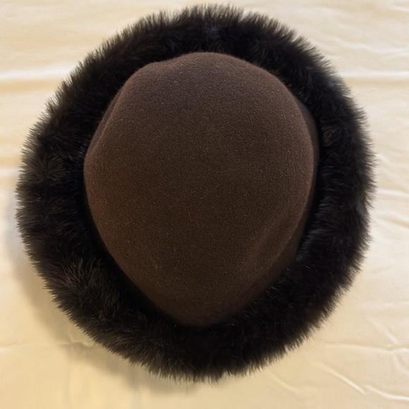 Vintage Lancaster  100% wool hat Brown with faux fur rim - Picture 3 of 5